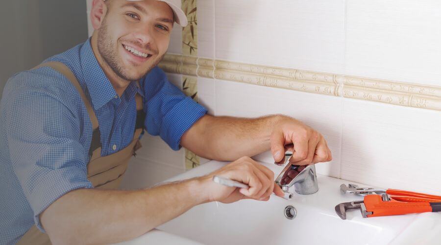Handle or spout repair in Granger, IN